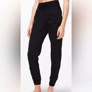 Lululemon Dance Studio MR Jogger, Black, Sz8, NWT